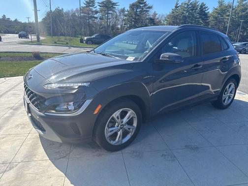 Gray 2023 Hyundai KONA SEL
