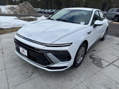 White 2025 Hyundai SONATA SE