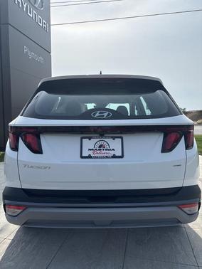2026 Hyundai TUCSON SE