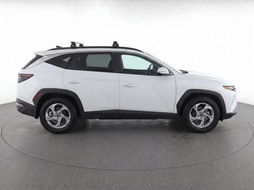 Quartz White 2022 Hyundai TUCSON SEL