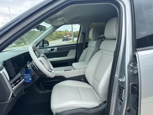 Shimmering Silver Pearl 2026 Hyundai SANTA FE SEL
