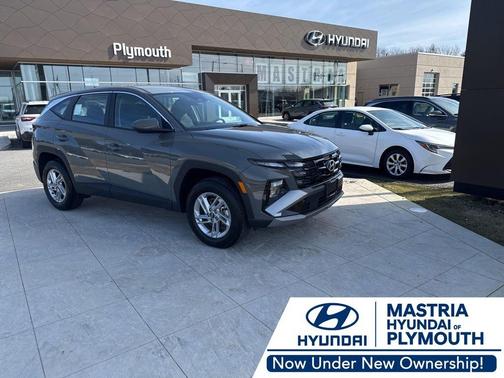 Hampton Gray 2026 Hyundai TUCSON SE