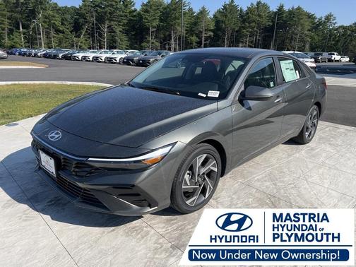 2025 Hyundai ELANTRA Limited