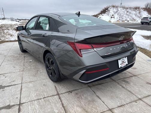 Amazon Gray 2026 Hyundai ELANTRA SEL Sport