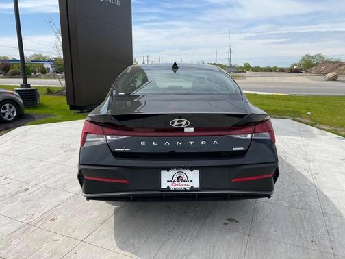 2025 Hyundai ELANTRA HEV Blue