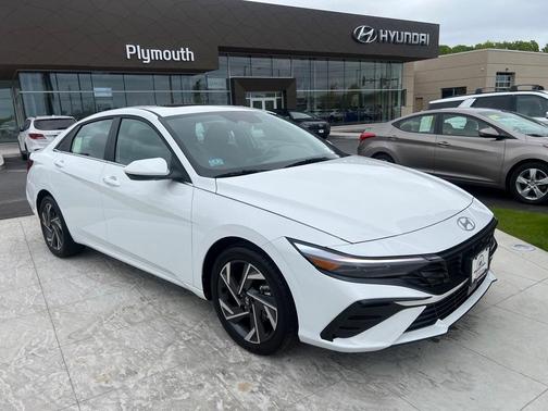 2025 Hyundai ELANTRA SEL Convenience