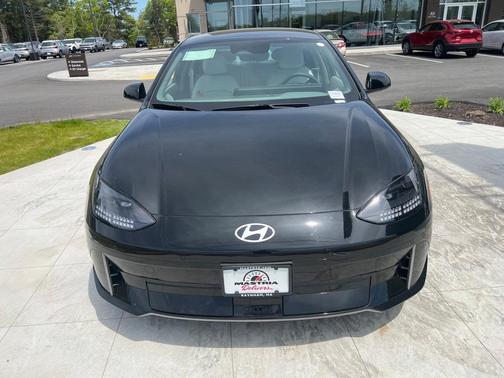 2024 Hyundai IONIQ 6 SEL