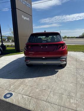 2025 Hyundai TUCSON SE