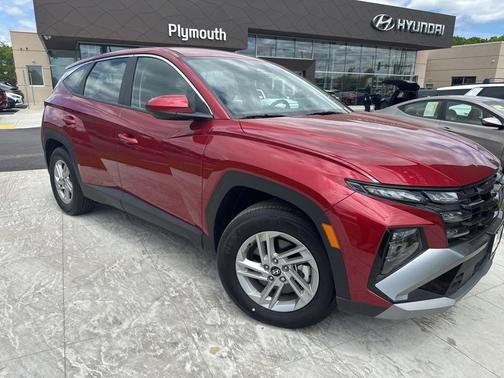 2025 Hyundai TUCSON SE
