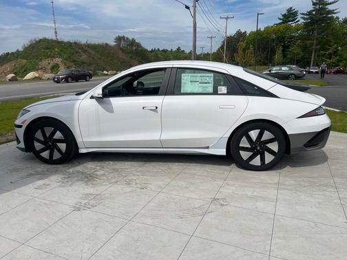 2025 Hyundai IONIQ 6 SE