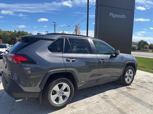 2019 Toyota RAV4 Hybrid XLE