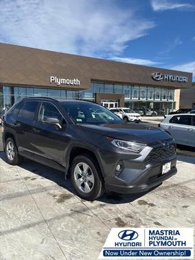 2019 Toyota RAV4 Hybrid XLE