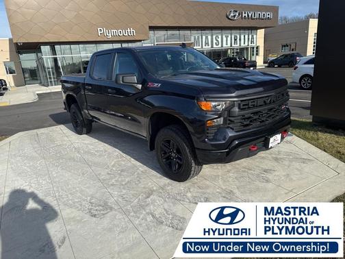 2022 Chevrolet Silverado 1500 Custom Trail Boss