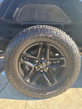 2022 Chevrolet Silverado 1500 Custom Trail Boss