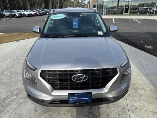 2024 Hyundai VENUE SE