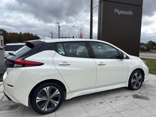 2020 Nissan Leaf SV PLUS