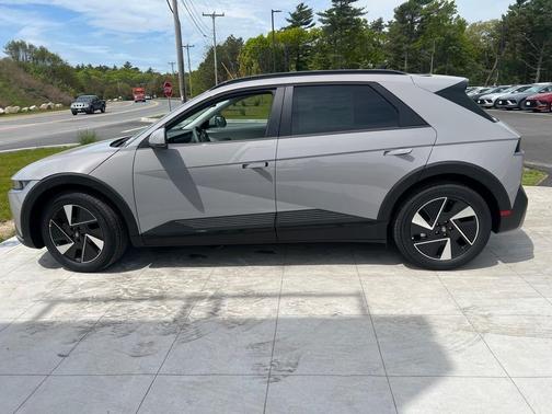2025 Hyundai IONIQ 5 SEL