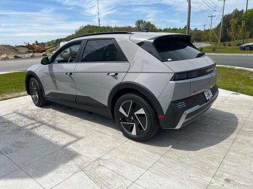 2025 Hyundai IONIQ 5 SEL