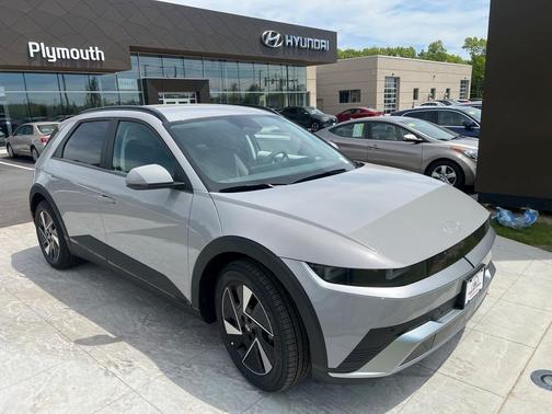 2025 Hyundai IONIQ 5 SEL