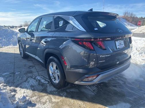 Gray 2025 Hyundai TUCSON SE