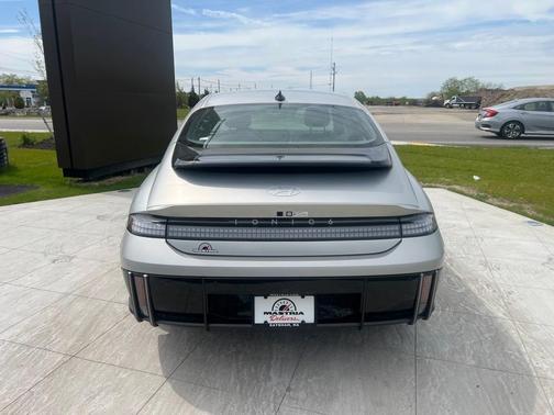 2024 Hyundai IONIQ 6 SEL