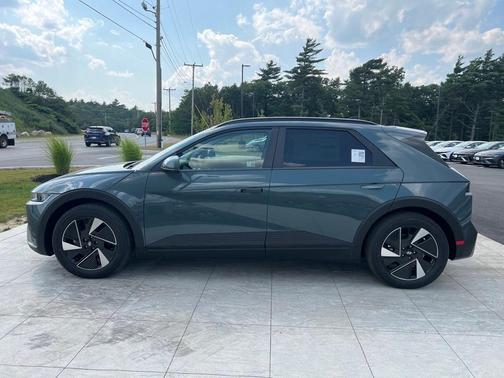 2025 Hyundai IONIQ 5 SEL