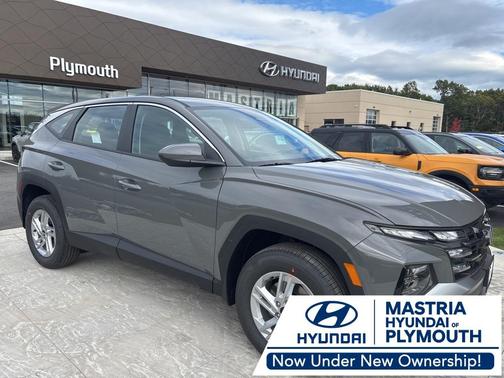 2026 Hyundai TUCSON SE
