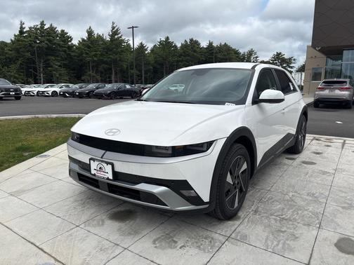 2025 Hyundai IONIQ 5 SE