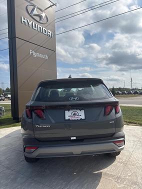 2026 Hyundai TUCSON SE