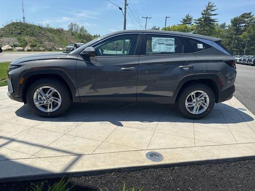 Hampton Gray 2026 Hyundai TUCSON SE
