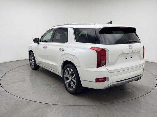 White 2022 Hyundai PALISADE Limited