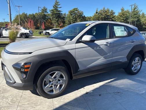 2026 Hyundai KONA SE