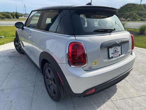 2021 MINI SE Hardtop Cooper