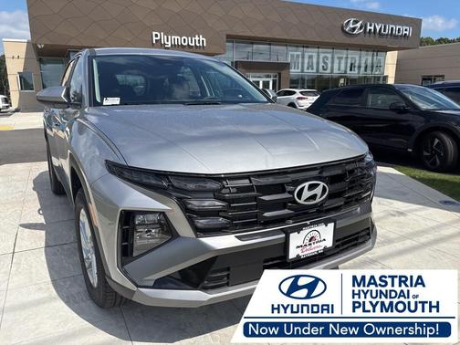 2026 Hyundai TUCSON SE
