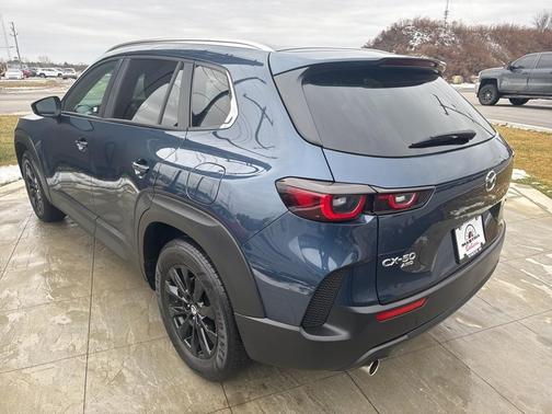 2025 Mazda CX-50 2.5 S Preferred Package