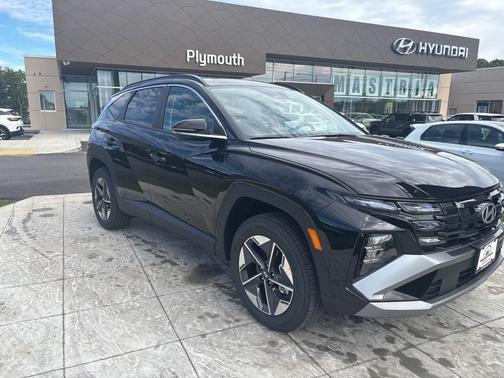 2026 Hyundai TUCSON SEL Premium