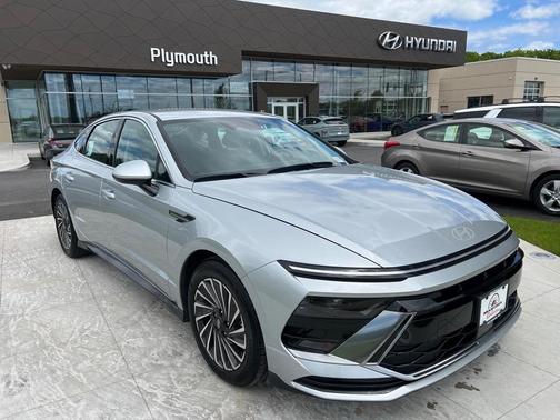 2024 Hyundai SONATA Hybrid SEL