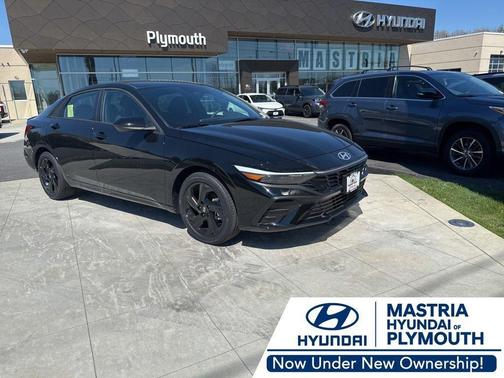 Black 2026 Hyundai ELANTRA HEV SEL Sport