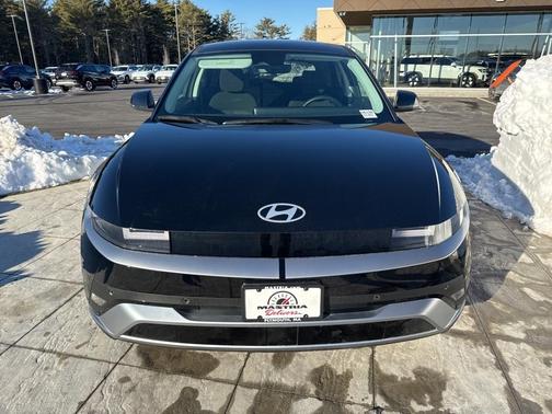 2026 Hyundai IONIQ 5 SE