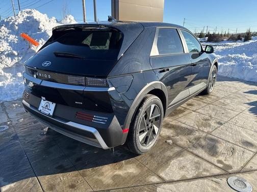 2026 Hyundai IONIQ 5 SE