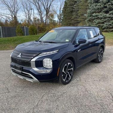 2023 Mitsubishi Outlander PHEV SE