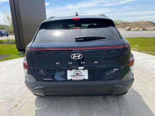 2025 Hyundai KONA SEL Convenience