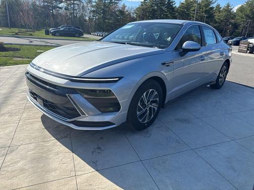 Silver 2026 Hyundai SONATA Hybrid Blue