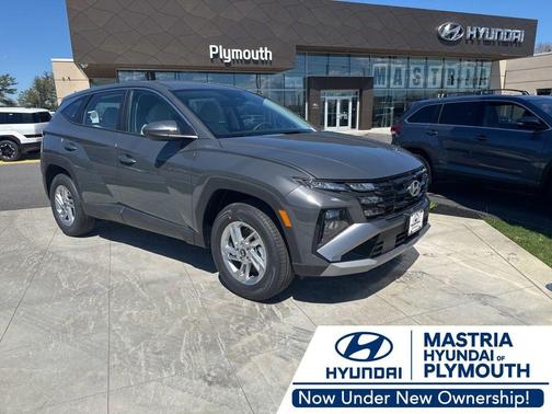 Gray 2026 Hyundai TUCSON SE