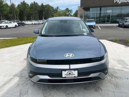 2025 Hyundai IONIQ 5 SE