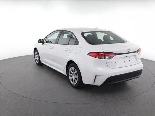 Ice 2024 Toyota Corolla LE