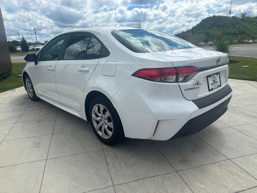 Ice 2024 Toyota Corolla LE