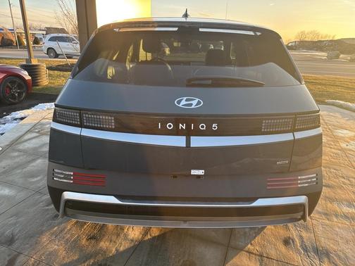 2026 Hyundai IONIQ 5 SEL