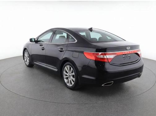 Black Onyx Pearl 2013 Hyundai Azera Base