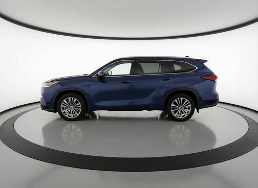 2021 Toyota Highlander Hybrid Platinum